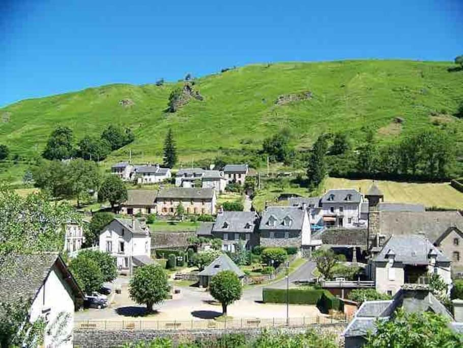 Du Pays-de-salers, Cantal, Classe 1* Holiday home